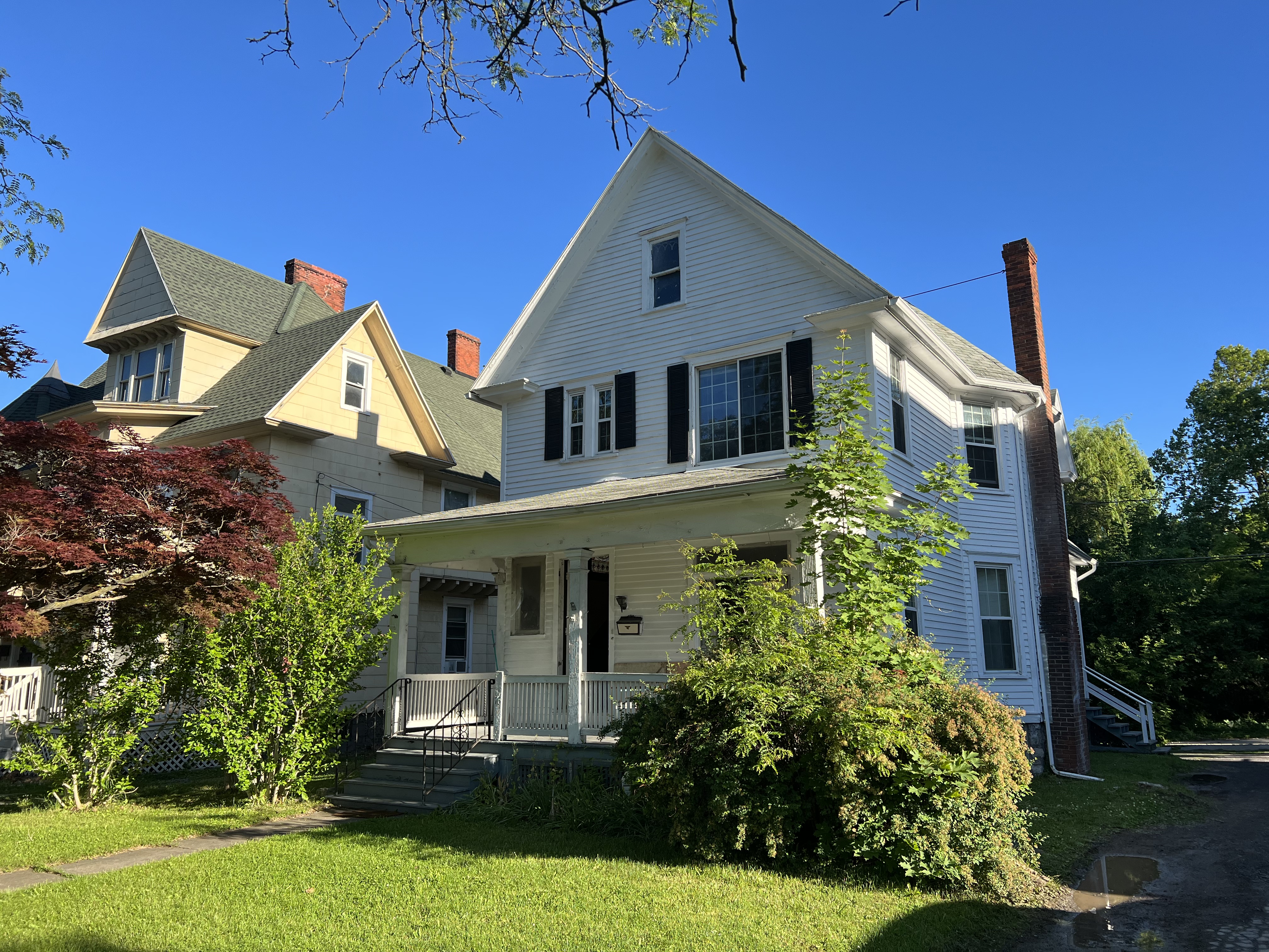 76 Hamilton Street exterior - white colonial home